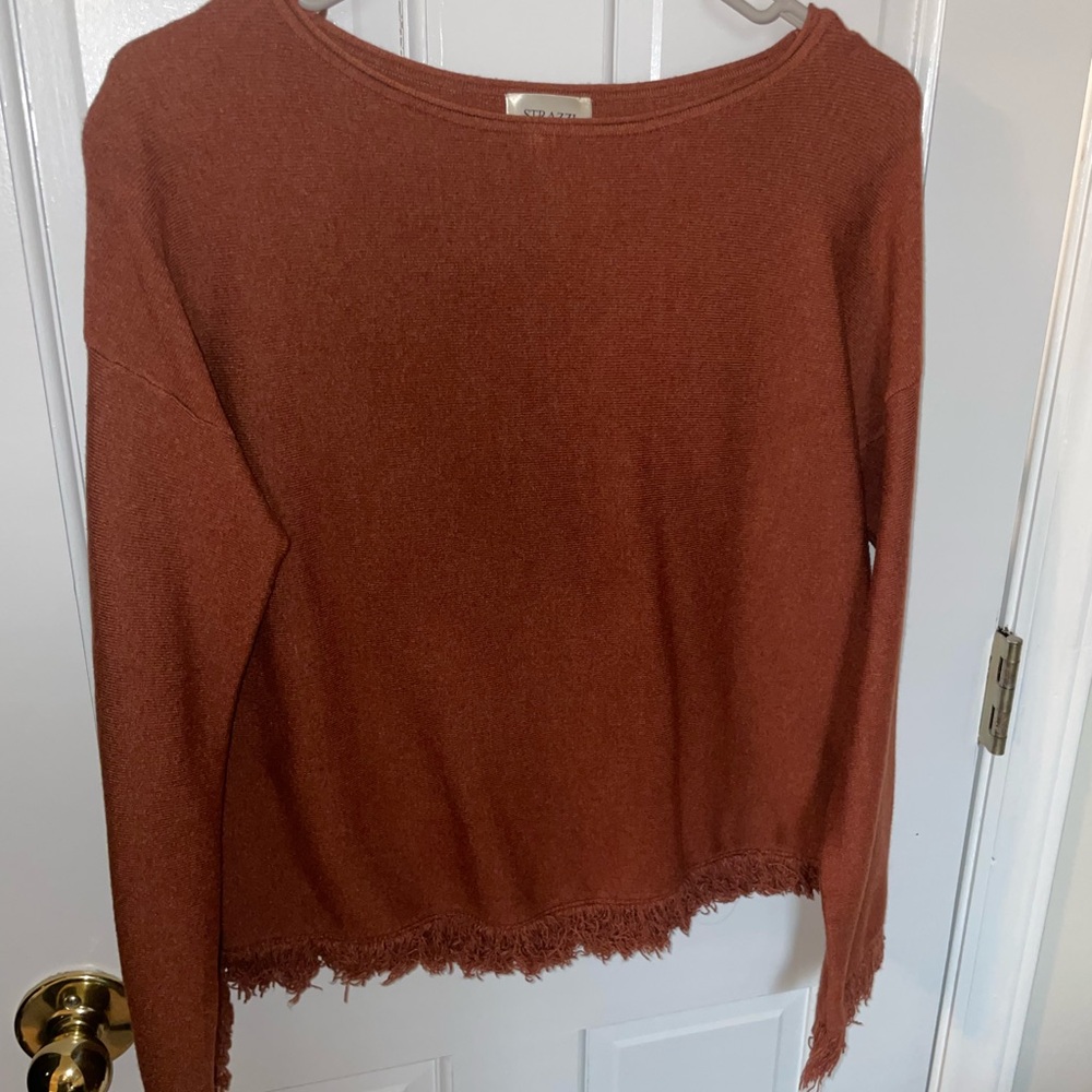 Women's Sweater in Rust with Frayed Hem